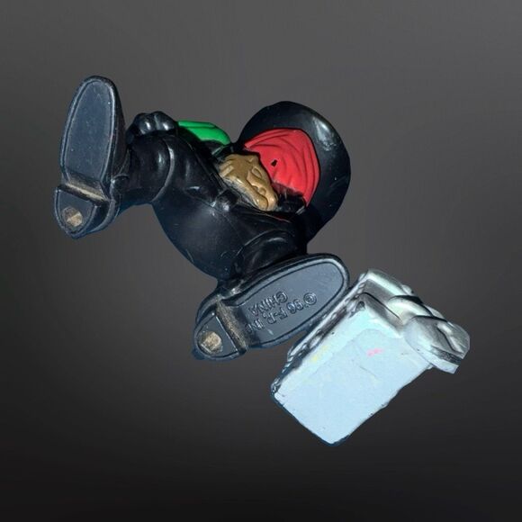 1996 Fisher-Price Great Adventures Outlaw Cowboy Figure Green Bag Locked Box A20 - Picture 3 of 5